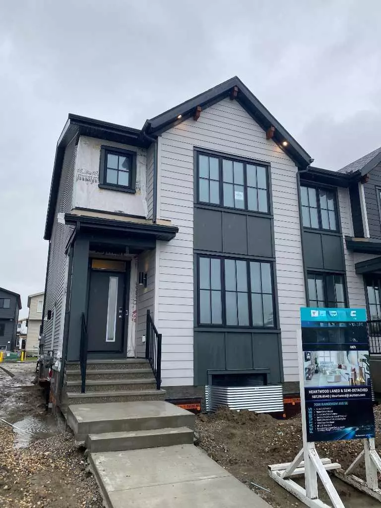 Calgary, AB T3S 0R1,7059 Rangeview AVE SE