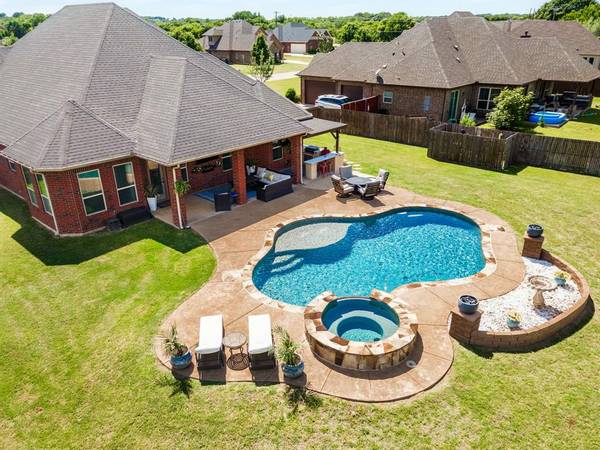 Burleson, TX 76028,958 Prairie Timber Road
