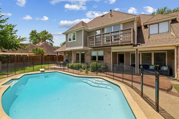 Grapevine, TX 76051,3217 Oak Tree Lane