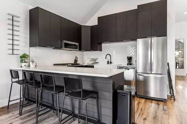 Calgary, AB T2T 1G6,1616 27 AVE Southwest