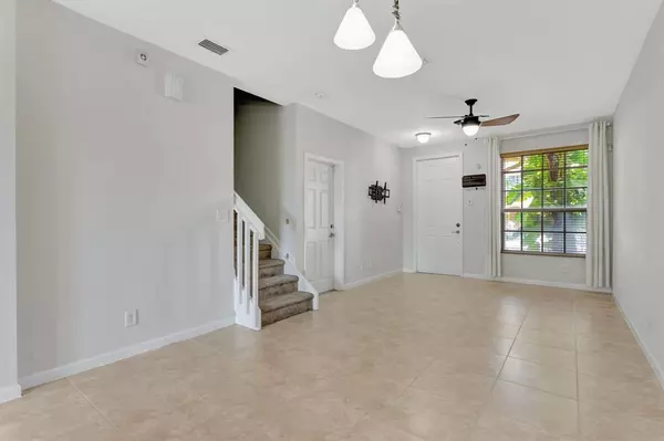 Oakland Park, FL 33309,3204 NW 33rd St