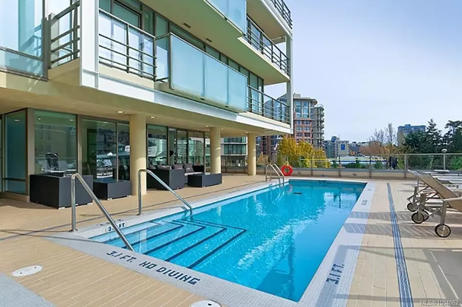 707 Courtney St #1003, Victoria, BC V8W 0A9