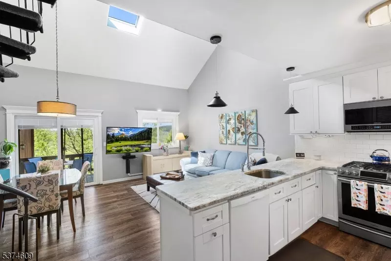 1 Attitash Dr Unit 4 #4, Vernon Twp., NJ 07462