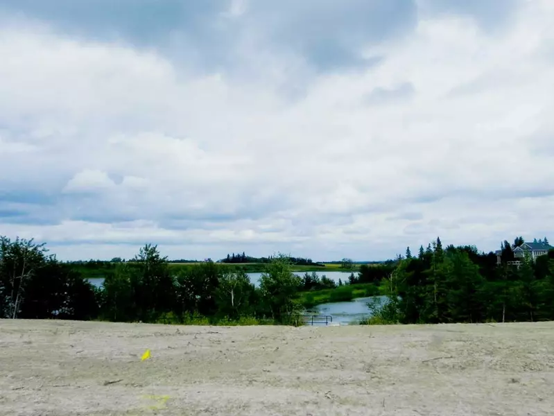 4722 Beardsley AVE, Lacombe, AB T4L1Y9