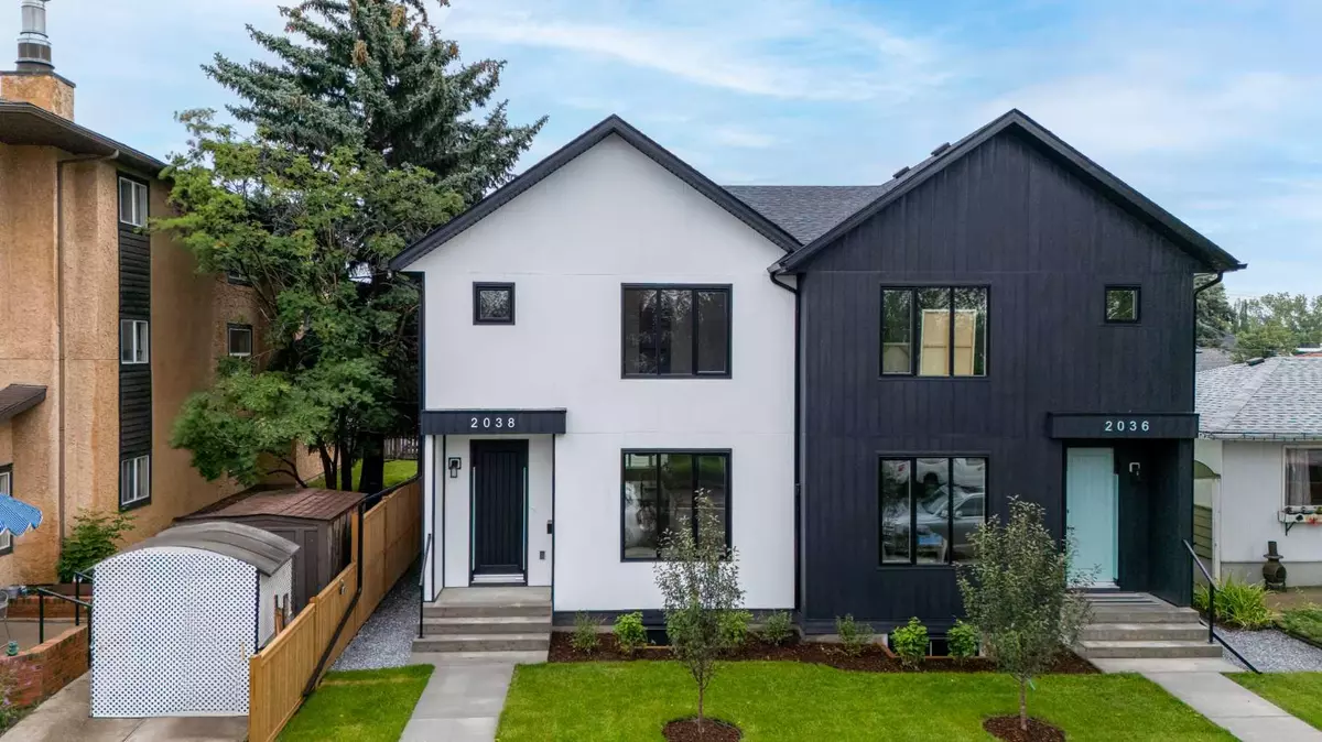Calgary, AB T3E 1L6,2038 54 AVE Southwest