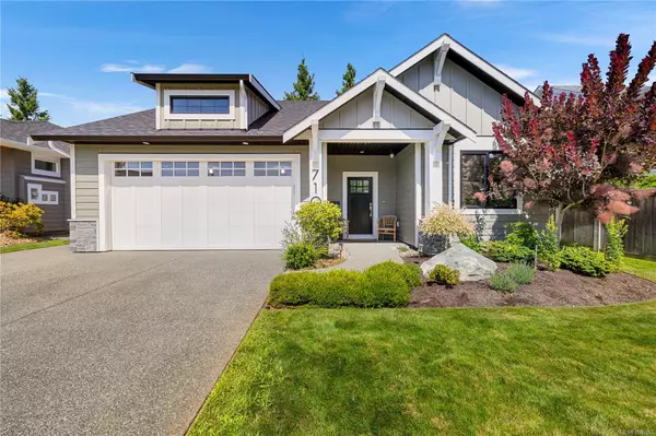 710 Salal St, Campbell River, BC V9H 0E6
