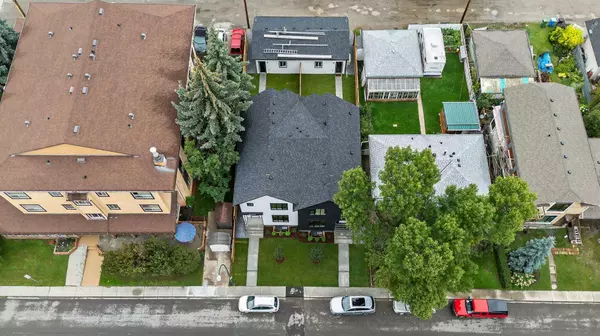 Calgary, AB T3E 1L6,2038 54 AVE Southwest