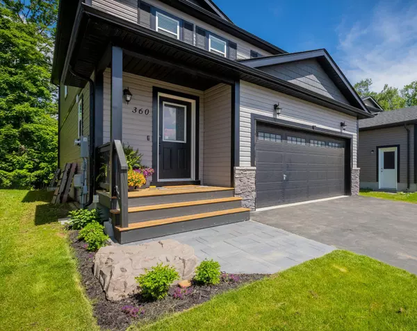 Gravenhurst, ON P1P 1A1,360 Wild Rose DR