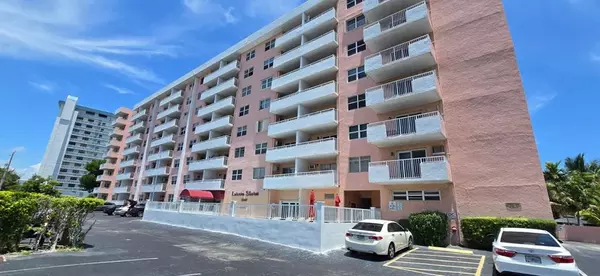 3201 NE 14th Street Cswy #105, Pompano Beach, FL 33062