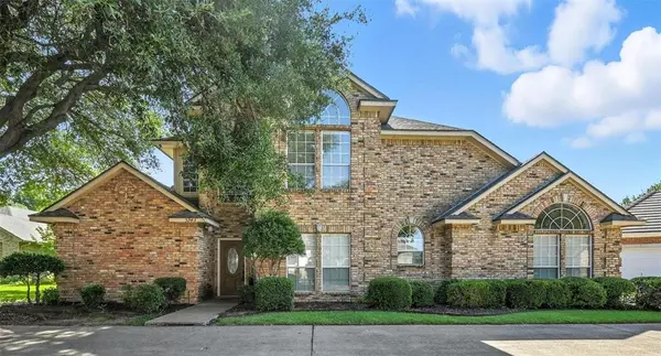5945 River Bend, Benbrook, TX 76132