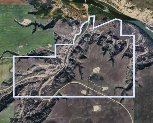 123 East Coulee AVE, Rural Wheatland County, AB T0J 1B0