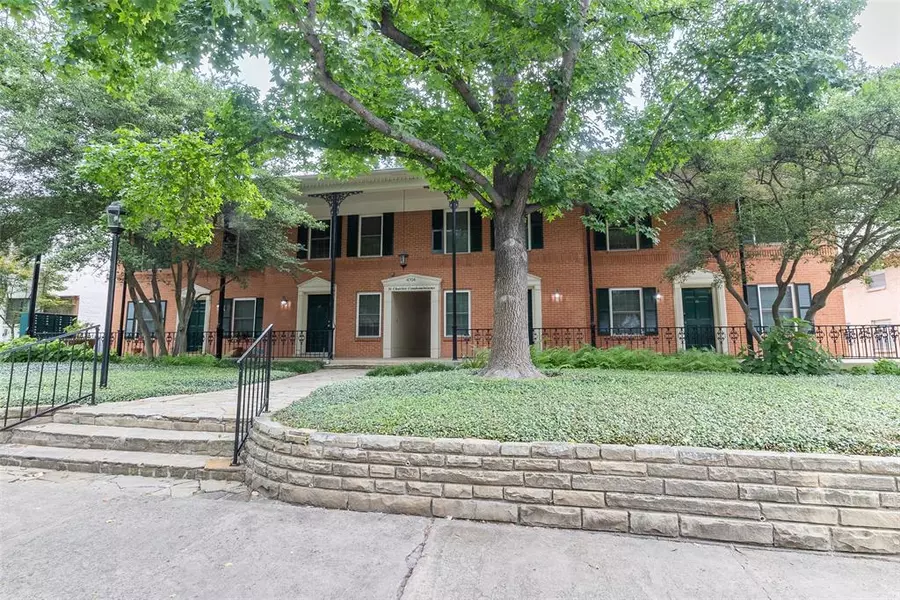 4704 Abbott Avenue #104, Highland Park, TX 75205