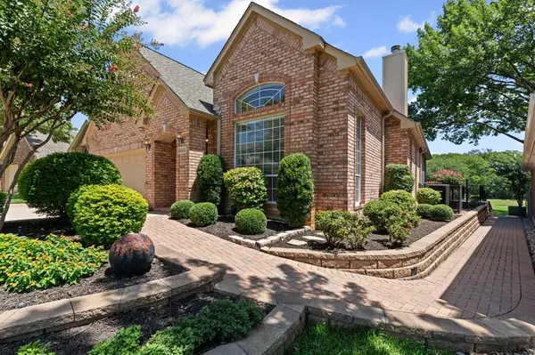 Arlington, TX 76017,4723 Oak Club Drive