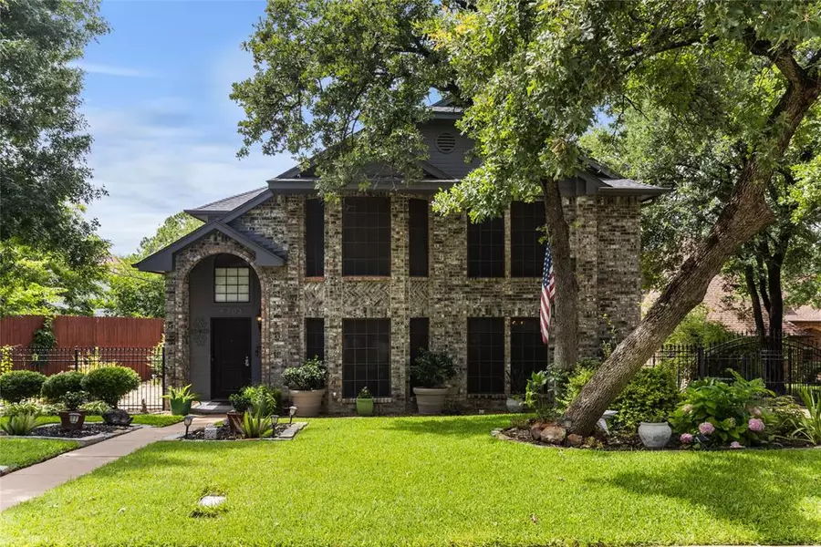 6703 Canalview Drive, Arlington, TX 76016