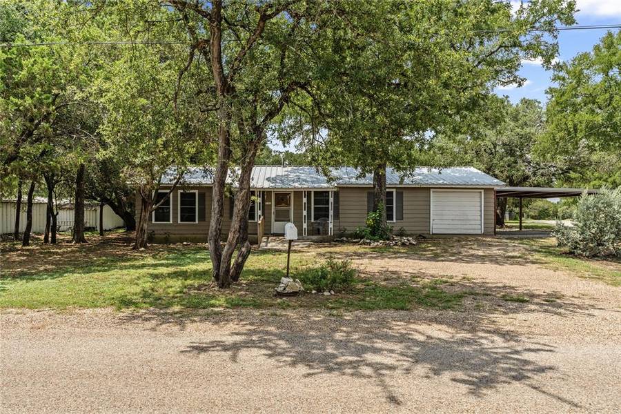 300 County Road 1624, Clifton, TX 76634