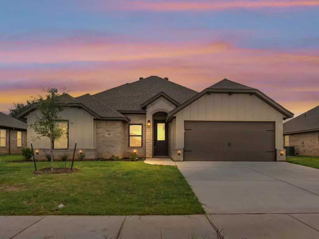 Springtown, TX 76082,708 Jameson