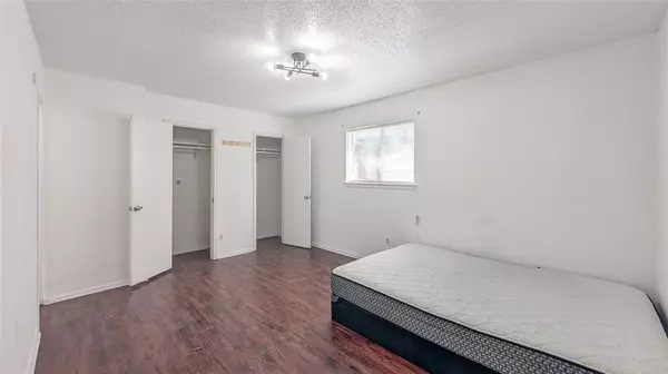 Arlington, TX 76015,1107 Waverly Drive