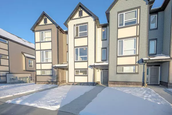 44 Evanscrest MNR NW, Calgary, AB T3P 0Y1