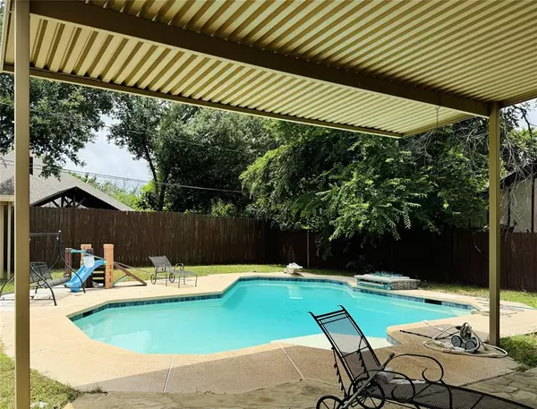 North Richland Hills, TX 76182,7804 DANIEL Drive