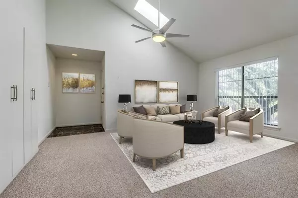 Dallas, TX 75231,7525 Holly Hill Drive #56
