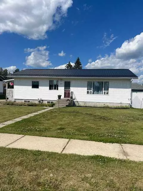 4828 53 AVE, Whitecourt, AB T7S 1A2