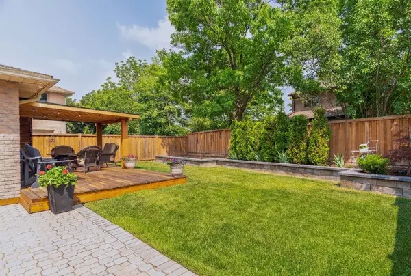Oakville, ON L6H 3W5,259 O'donoghue unit1 AVE