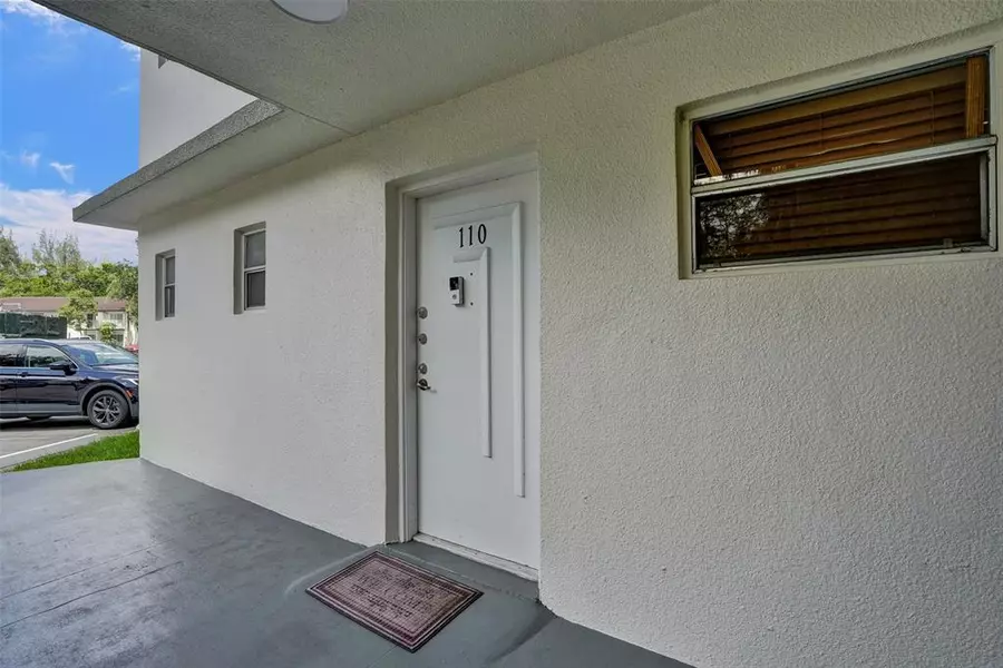 4235 N University Dr #110, Sunrise, FL 33351