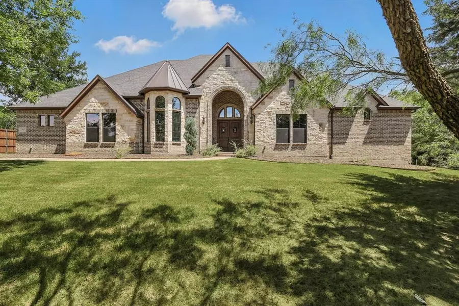 660 Melody Lane, Lakewood Village, TX 75068