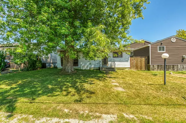 16 Westmoreland LN, Haldimand, ON N0A 1P0
