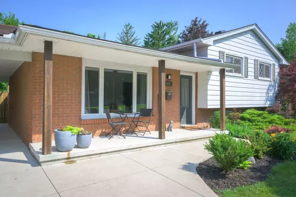 London South, ON N6J 3A8,691 Widmore DR