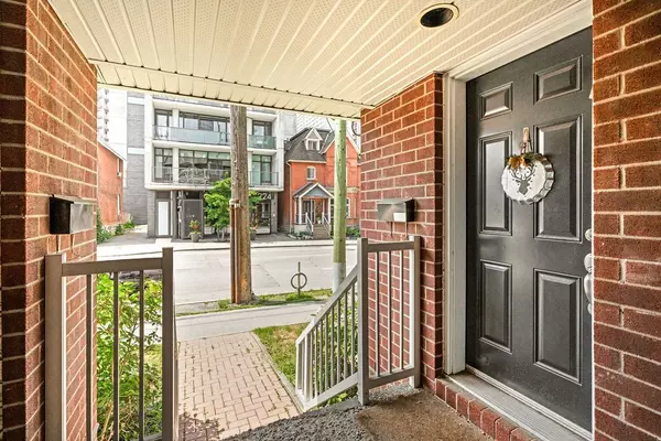 Ottawa Centre, ON K1R 1B4,229 Lyon ST N