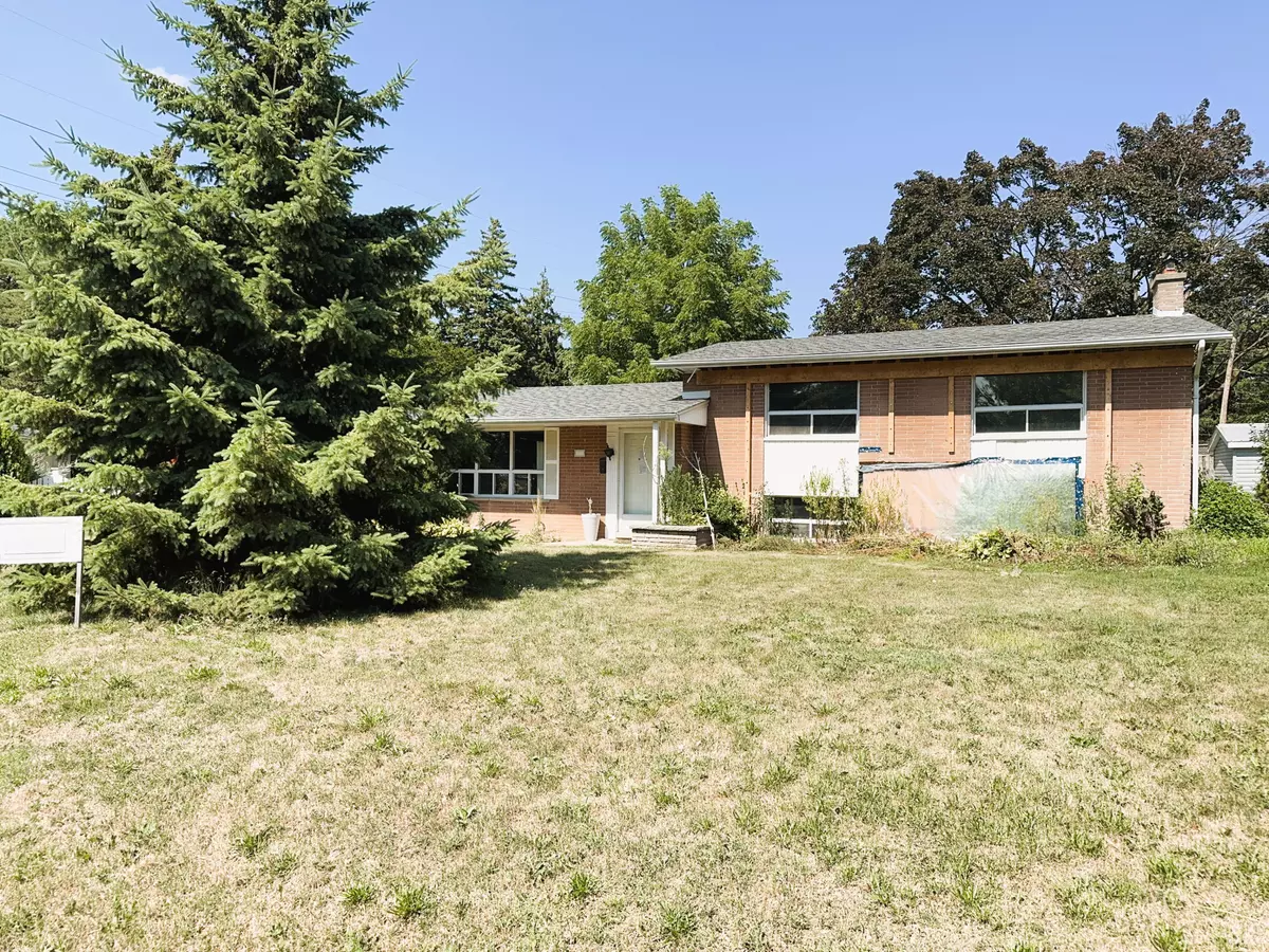 Mississauga, ON L4Y 1Y3,2231 Sidney DR