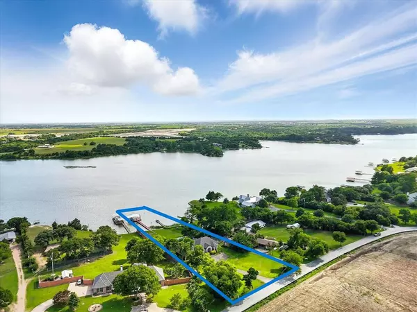 Waxahachie, TX 75165,155 Lakeshore Drive