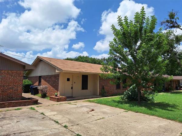 201 Thompson Street, Everman, TX 76140