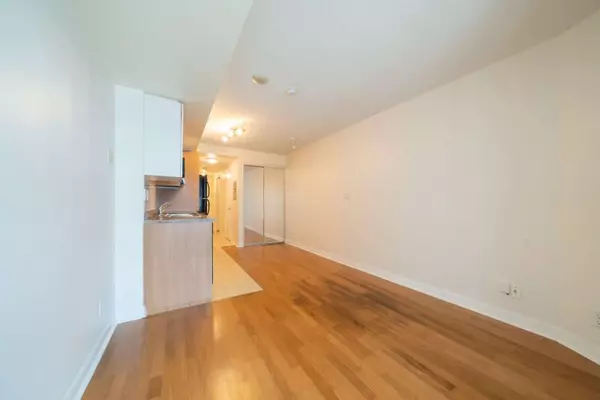 600 Fleet ST #309, Toronto C01, ON M5V 1B7