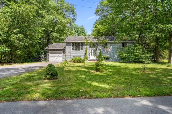 140 Holiday DR, Constance Bay - Dunrobin - Kilmaurs - Woodlawn, ON K0A 3M0