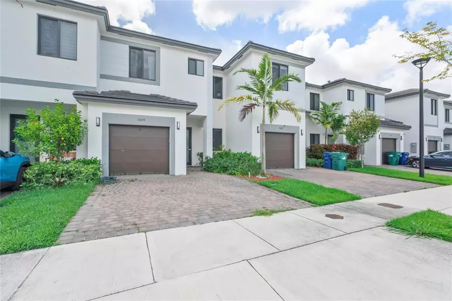 13659 SW 157th Ct #13659, Miami, FL 33196
