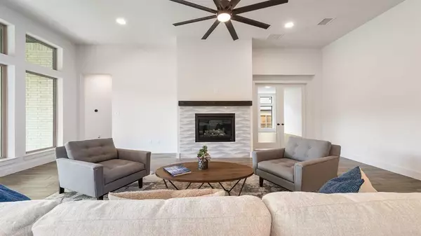 Forney, TX 75126,1221 Whitecliff Drive