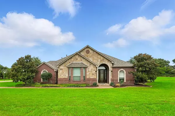 1150 Crepe Myrtle Lane, Copper Canyon, TX 76226