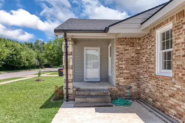 Dallas, TX 75216,3107 Biglow Drive