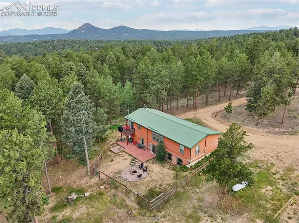 738 Rangeview RD, Divide, CO 80814