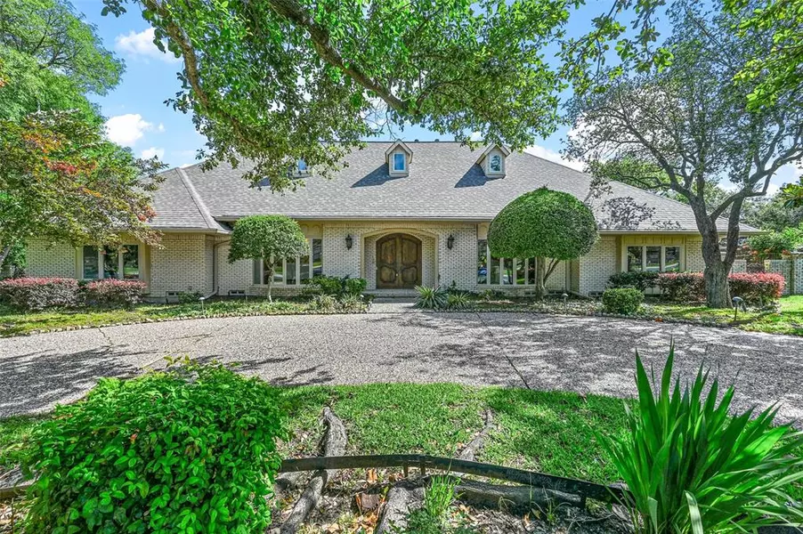 6938 Pemberton Drive, Dallas, TX 75230