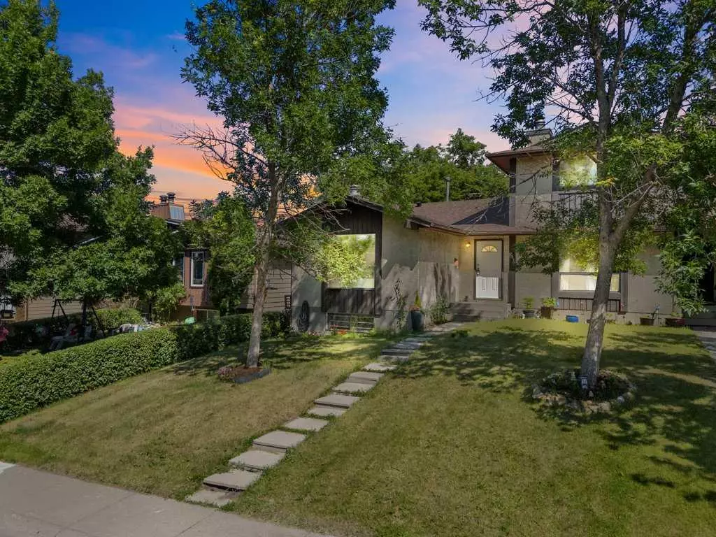 Calgary, AB T3K 1B4,8412 Berkley RD Northwest
