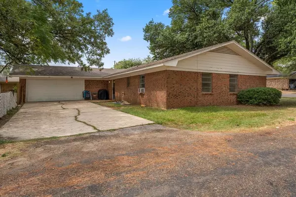 Mount Pleasant, TX 75455,1801 S Florey Avenue