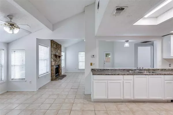 Mansfield, TX 76063,6 Tanager Court