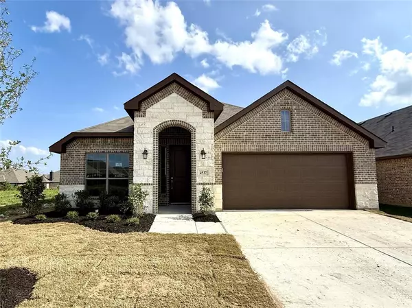 4537 Aralia Street, Fort Worth, TX 76036