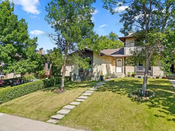Calgary, AB T3K 1B4,8412 Berkley RD Northwest