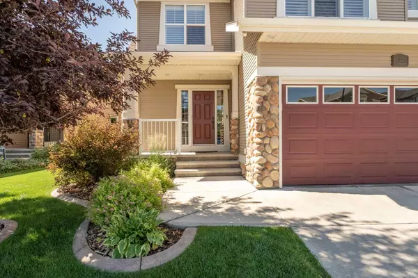 Okotoks, AB T1S0C3,66 Drake Landing WAY