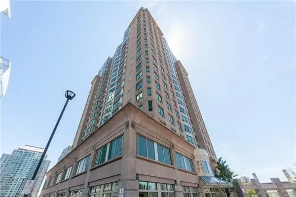 8 Lee Centre DR #2112, Toronto E09, ON M1H 3H8