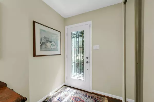 Vaughan, ON L4J 2N7,85 Colvin CRES